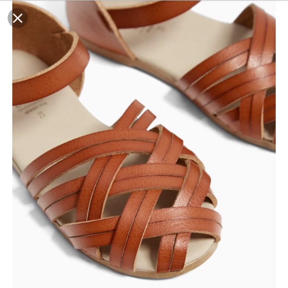 Baby girl MULTI-STRAP SANDALS from Zara. Excellent